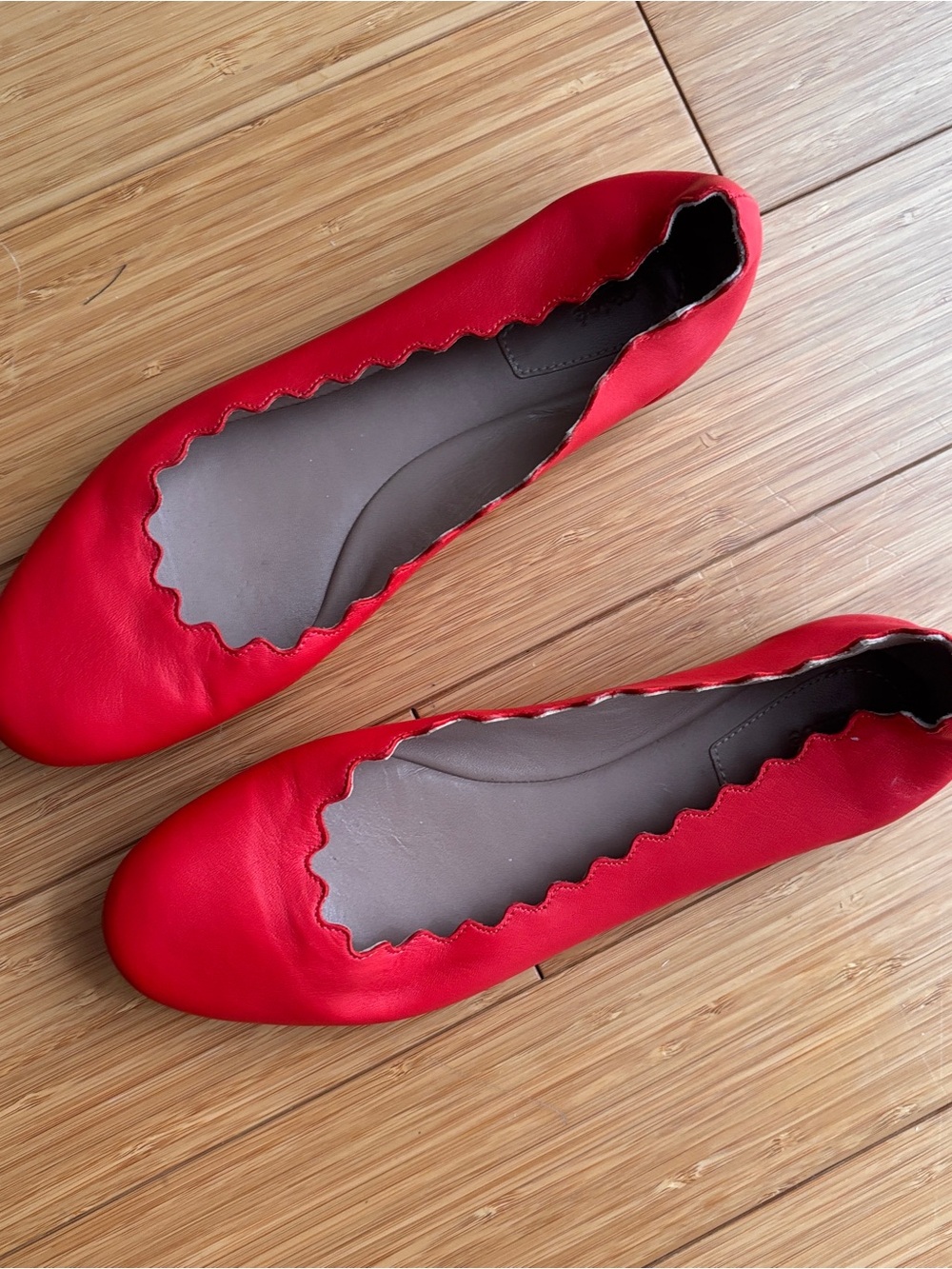 Chloé lauren vermillion red leather scalloped ballet flats